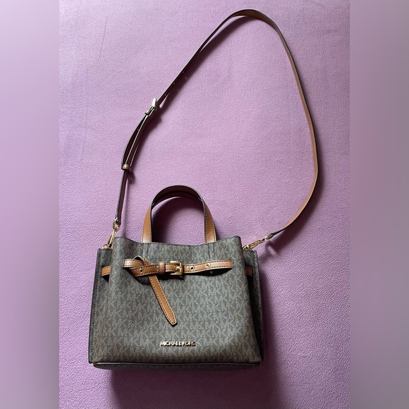 Brand New Michael Kors Emilia Small Logo Satchel - Picture 4 of 7